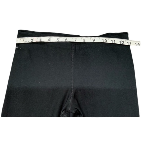 Nike Dri-Fit Capris - Picture 3 of 9